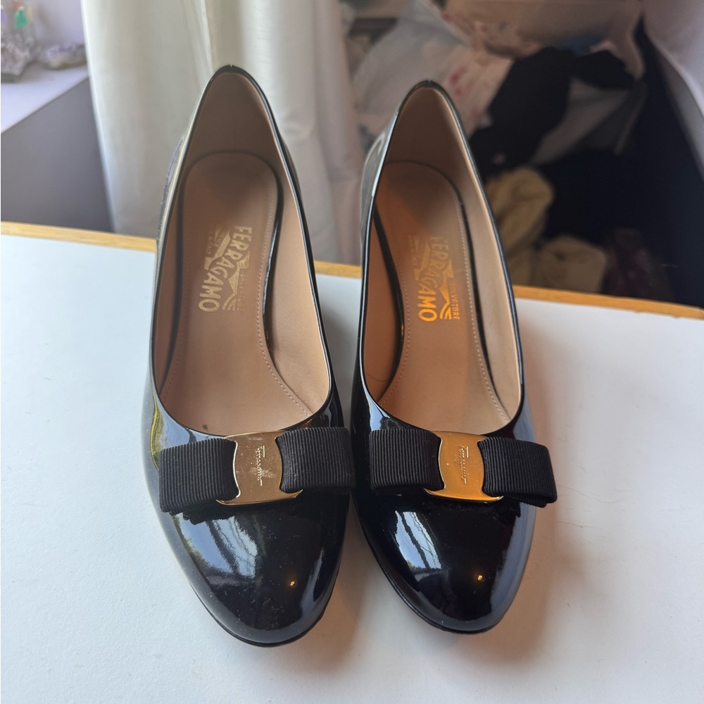 Salvatore Ferragamo Black Flats with Bow Detail